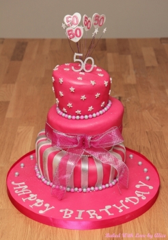 50th-birthday-topsy-turvy-cake
