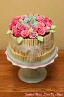 rosebuds-cake-on-stand-web